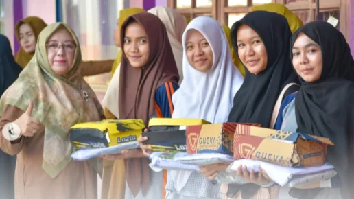 Pasca Ramadhan, Sekolah Apresiasi Kedisiplinan Siswa dan Salurkan Bantuan Perlengkapan Belajar